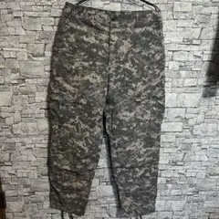 古着00s 米軍　ミリタリーパンツ　迷彩柄　ミリタリーカーゴ