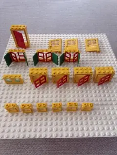 LEGO 黄色枠　窓とドアのパーツセット オールド