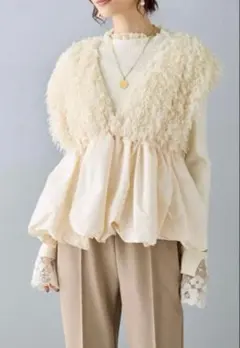 frene フラーネ シャギータフタ切替ペプラムベスト M-L