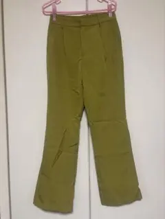 INGNI カラーパンツ ピスタチオのサムネイル