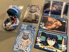鬼滅の刃　嘴平伊之助 おねむたん　缶バッジ　シール　カード　セット