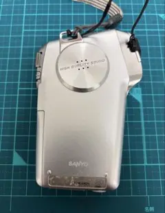 稼働品　希少　SANYO　デジタルカメラ　Xacti　DMX-C5 Amazon | SANYO Xacti DMX-C5 デジタルムービーカメラ (ラグジュアリー