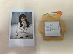 Item thumbnail for item e6d6eb6a-6376-4b04-964f-82b8f2d58372