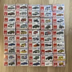 トミカ ミニカーまとめ売り 50台セット②（廃盤含む）のサムネイル