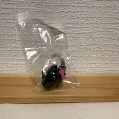 ハローキティ　めじるしアクセサリー　小悪魔