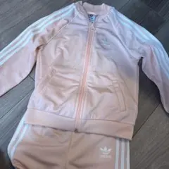 アディダス　キッズ　ピンクジャージ上下　100