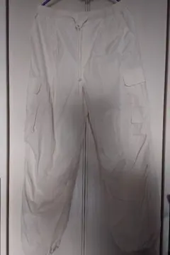 GU ホワイト カーゴパンツ