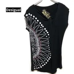 デシグアル　Desigual デザインTシャツカットソー　Mサイズ　ソフト