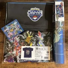 PJCS2024ラバープレイマットと PJCS2024デッキケースの2点セット PJCS2024ラバープレイマットと PJCS2024デッキケースの2点セット