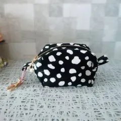 ダルメシアン柄　ボックスポーチ　ミニポーチ　コスメポーチ　小物入れ