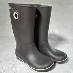 美品★Crocs〔6W 22cm相当〕長靴 レインシューズ ブラウン 着せ替え穴のサムネイル