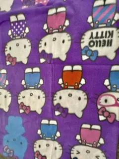 可愛すぎる♡Hello Kittyブランケット