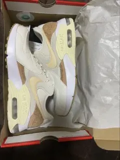 ナイキエアマックスエクシー コルクNIKE W AIR MAX EXCEE