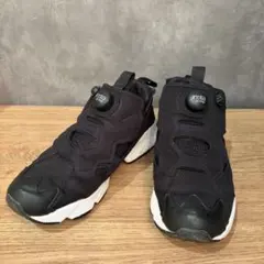 【美品】Reebok インスタポンプフューリー ブラック 23.5cm