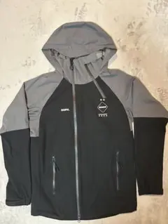 F.C.Real Bristol 2トーン マウンテンパーカー黒×グレー M