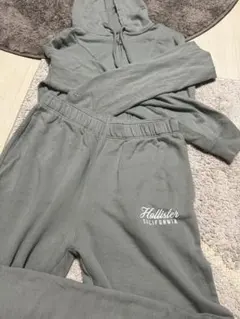 Hollister - 【新品】セットアップ Hollister - 【新品】ホリスター セットアップ 上下 ロゴ