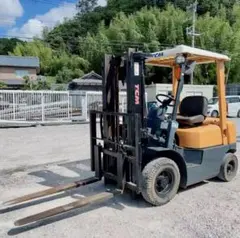TCMフォークリフトFD20Z5揚高3000㎜使用3517Hデイーセル TCMフォークリフトFD20Z5揚高3000㎜使用3517Hデイーセル - メルカリ