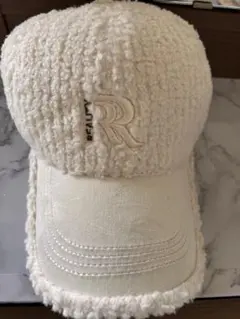 ホワイト フリースキャップ 刺繍ロゴ付き