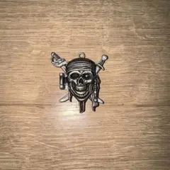 パイレーツ オブ カリビアン スカル ペンダント　バルボッサ