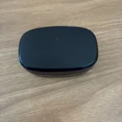 黒 ワイヤレスイヤホン カナル型 充電ケース付き