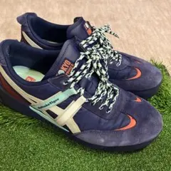 オニツカタイガー　27.5センチ