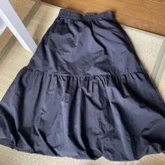 グローブ　バルーンスカート