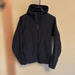 ブラック ナイロンジャケット