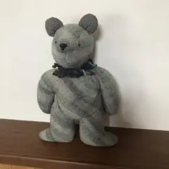 ハンドメイド　クマのぬいぐるみ