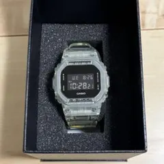 カシオG-SHOCK DW-B5600G-2JFターコイズブルー スケルトン - メルカリ