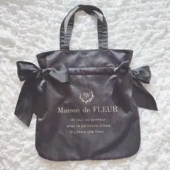 Maison de FLEUR リボン付きトートバッグ ブラック