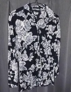 OUTAGE 花柄 長袖シャツ