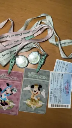 レア！20年前のディズニーストラップ(ブルー、ピンク)2本