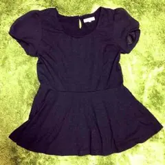 【流行】黒のペプラム