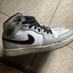 ジョーダン1 スニーカー