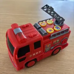 音楽ボタン付きおもちゃ消防車