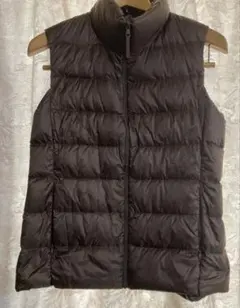 ユニクロ　ウルトラライトダウン　ベスト