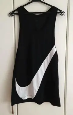 Nike ビッグスウォッシュ ブラック タンクトップ S