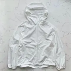 ユニクロ ポケッタブルUVカットパーカ オフホワイト XS