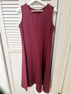 ユニクロ　ノースリーブワンピース　ワインレッド　L