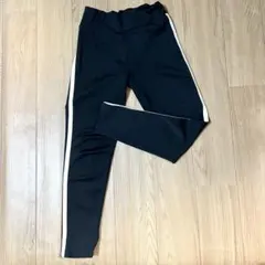 UNIQLO✨GIRLS エアリズム UVカット レギンス 140 ブラック