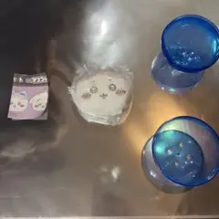 ちいかわ マスコットミラー リボン ハチワレ ガチャガチャ