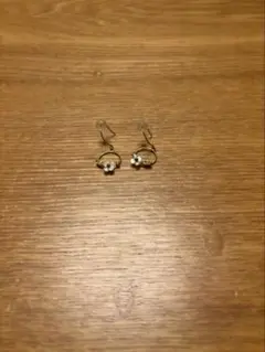 Samantha tiaraピアスのサムネイル