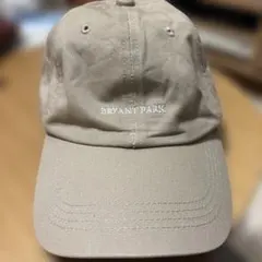 GLOBAL WORK BRYANT PARK キャップ　 ベージュのサムネイル
