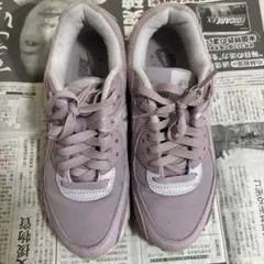 くすみピンク　NIKE スニーカー　厚底　AIR MAX
