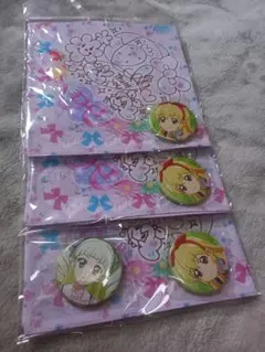 アイカツ　メモリアルハンカチ　星宮いちご　ユリカ　缶バッジ　復刻版
