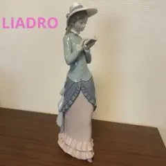 リヤドロ　LIADRO   読書する貴婦人　エレガント　箱あり リヤドロ LIADRO 読書する貴婦人 エレガント 箱あり リヤドロ