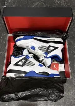 NIKE AIR JORDAN 4 RETRO 