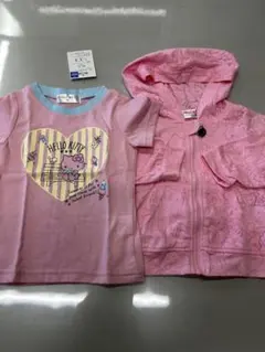 新品　ハローキティ Tシャツとパーカーのセット90cm