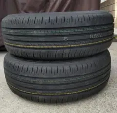 225/60R18 DUNLOP GRANDTRE PT30 中古夏２本　① ダンロップ PT30 225/60R18 2本 2022年製 夏タイヤ DUNLOP