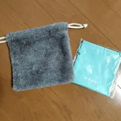☆おまけ付き☆グレーのファー巾着袋.リジュラン巾着